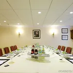 Centro Bristol Hotel 4*