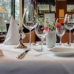 Centro Bristol Hotel 4*