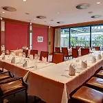 Centro Bristol 4*