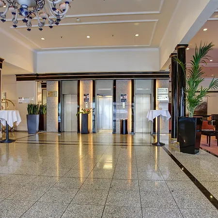 Centro Bristol Отель