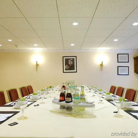 Centro Bristol Hotel 4*