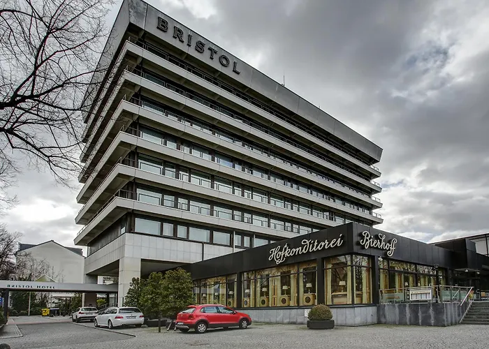 Centro Bristol Hotel 4*