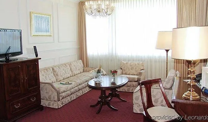 Hotel Centro Bristol 4*